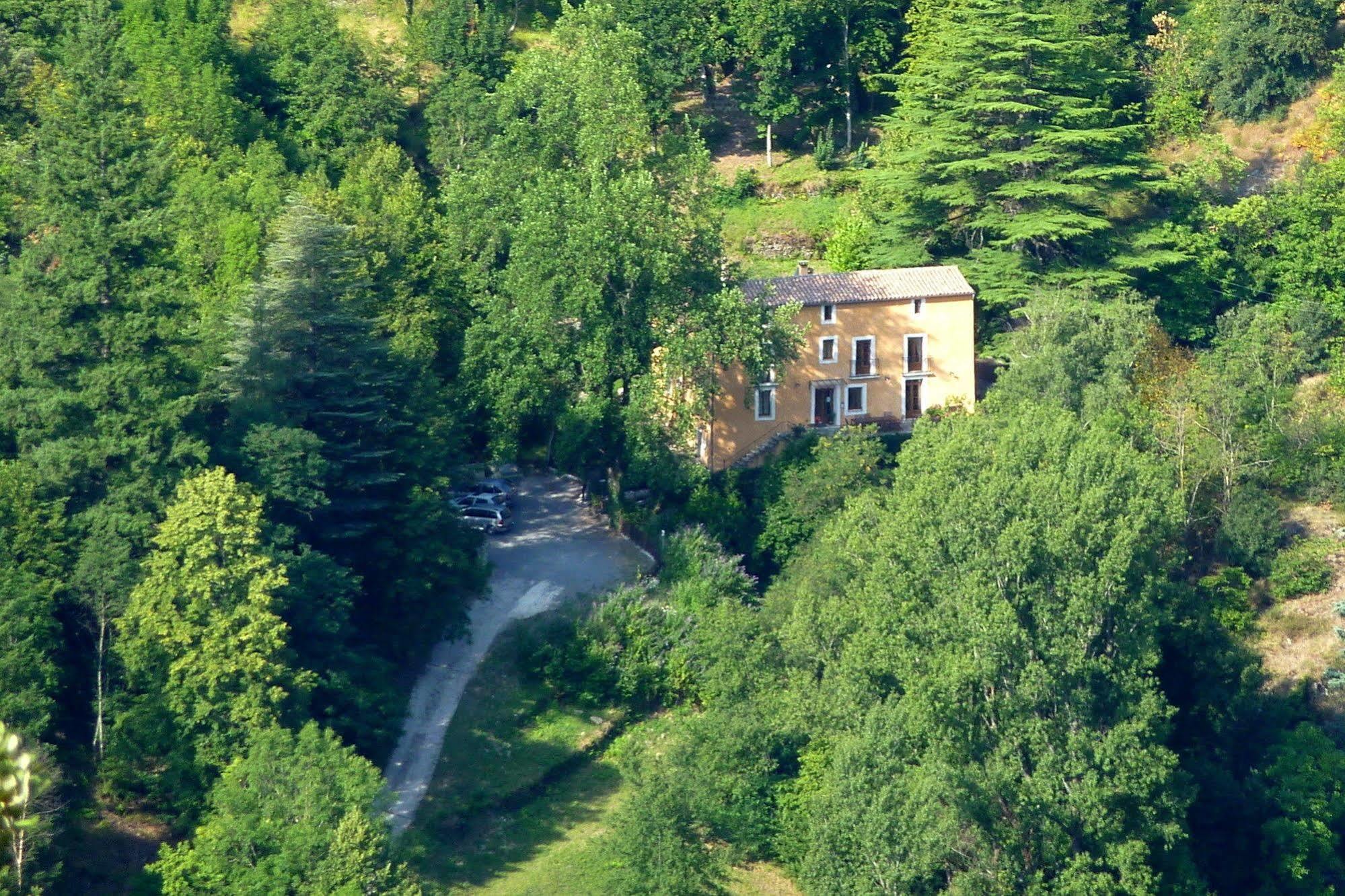 Mas Du Cougnet Hotel Valleraugue Exterior photo